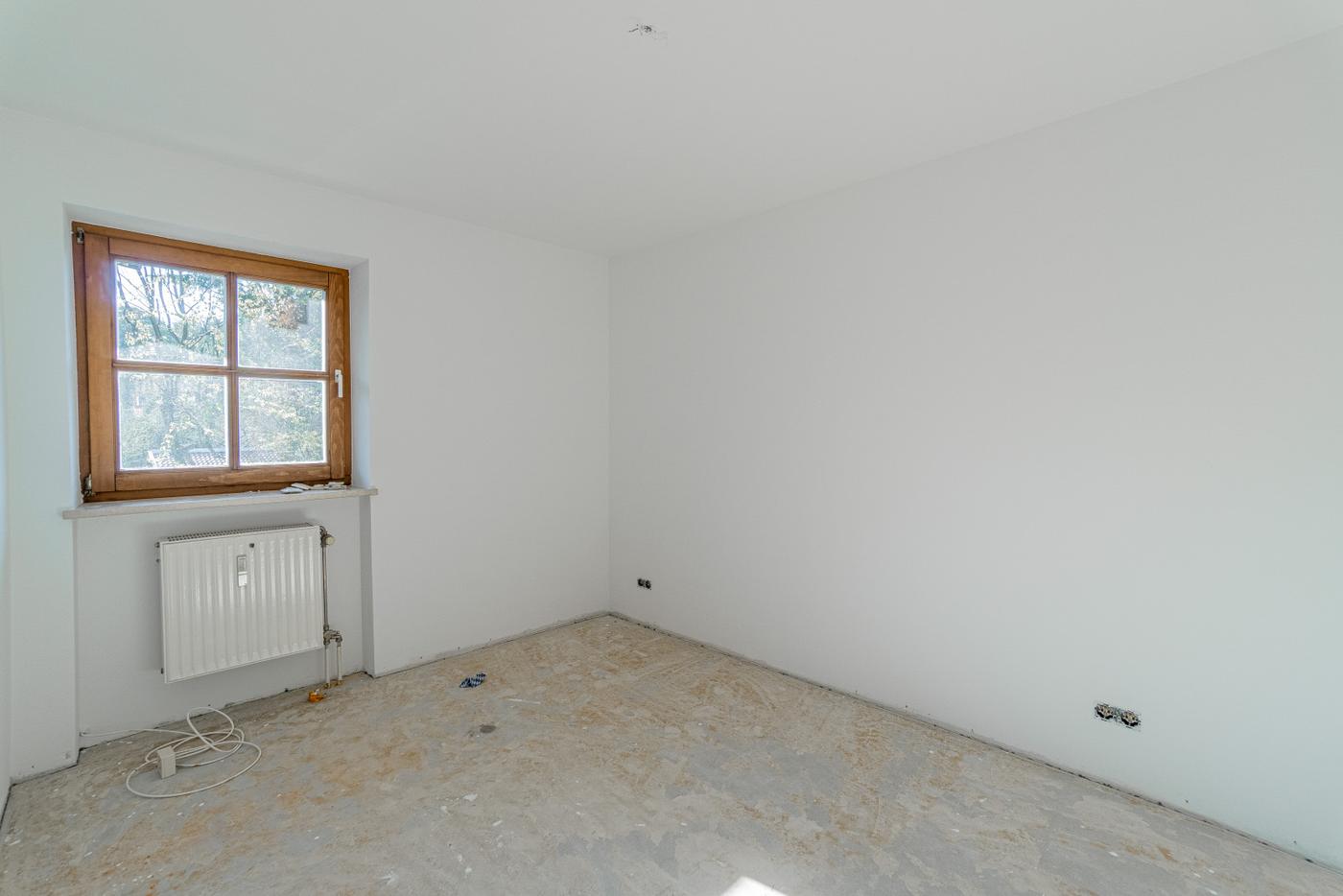 2 Zimmer mit Balkon und Gartenanteil / Kauf gegen Gebot