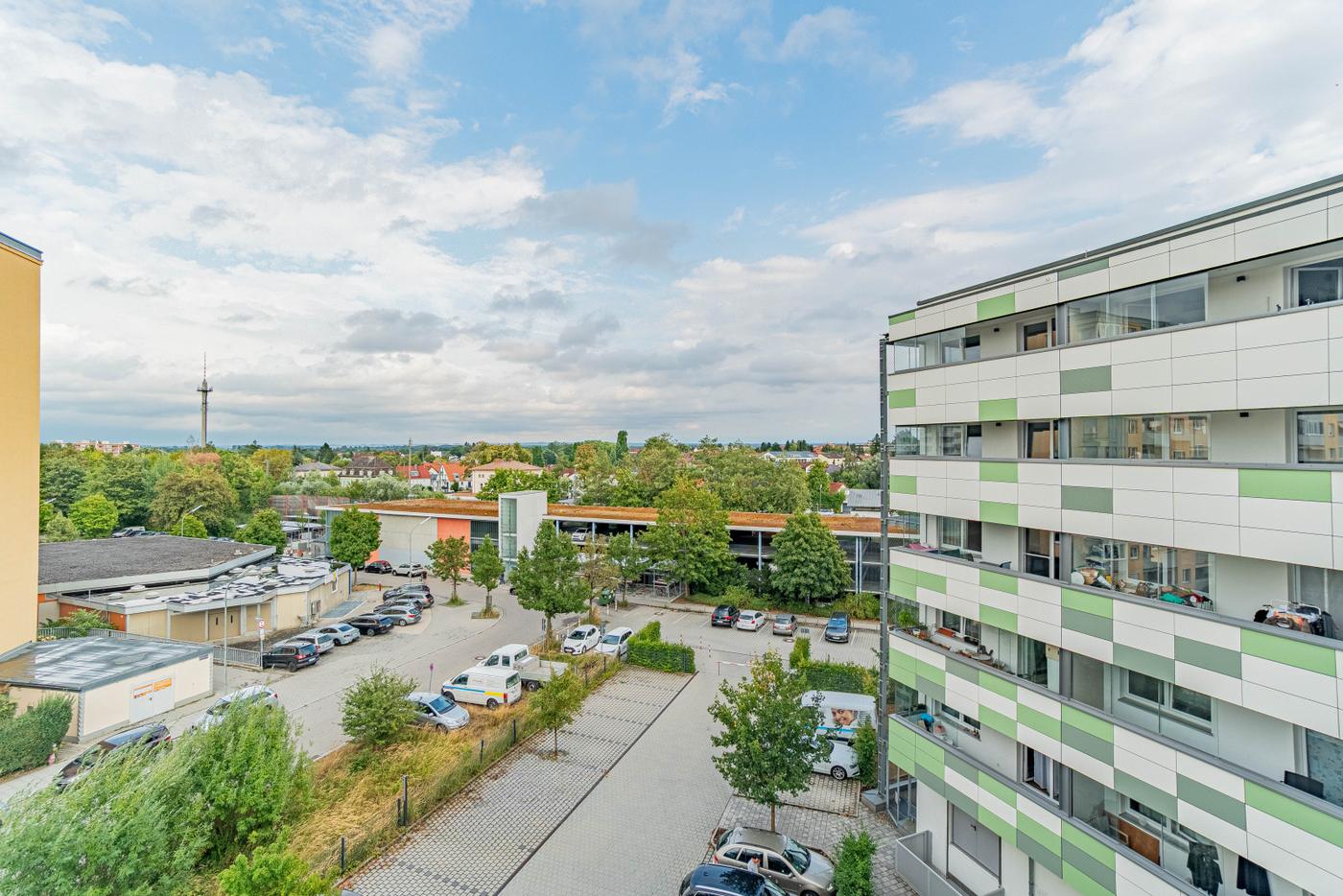 Moderne 2-Zimmer-Wohnung mit Einbauküche und Loggia / Markt Schwaben